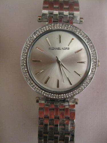 Reloj para Dama marca Michael Kors color pla - Imagen 1