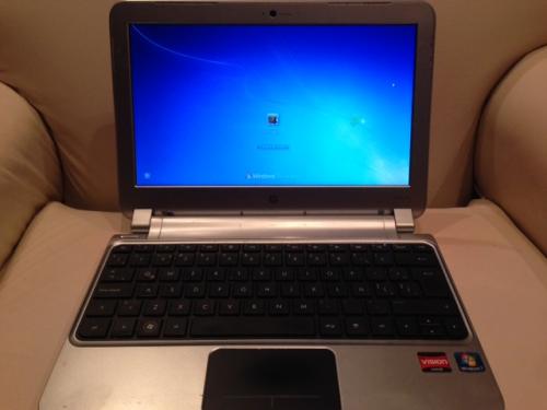 Vendo Mini Laptop HP PAVILON 1 PRECIO 160  - Imagen 1