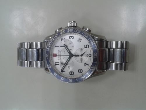 Reloj Victorinox Swiss Army Cronografo vendo  - Imagen 3