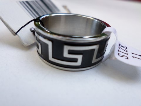 se vende fino anillo talla11  en acero inox - Imagen 1
