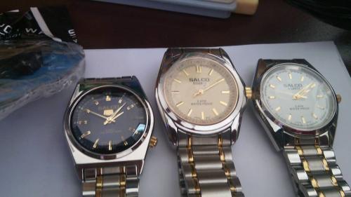 vndo relojes buenos bonitos baratos marca xin - Imagen 1