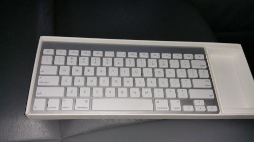 Vendo teclado Bluetooth Apple para computador - Imagen 1