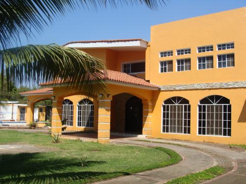 Residencial Villas de Salinitas III Acajutla - Imagen 1
