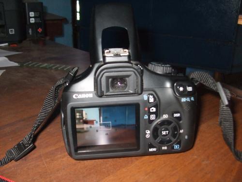 Vendo Camara profesional Canon Rebel T3 Fue u - Imagen 1