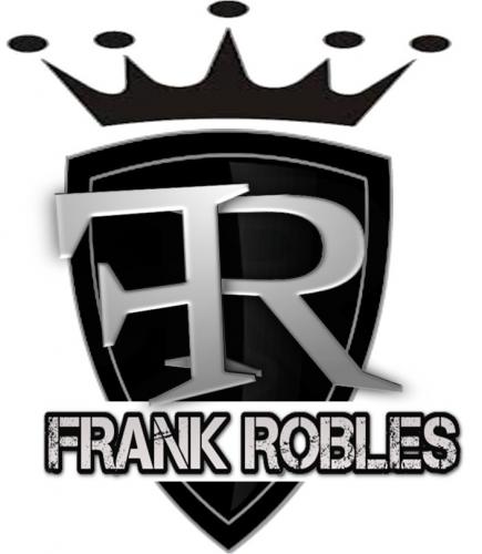 Soy Frank Robles cantante solista multigener - Imagen 1