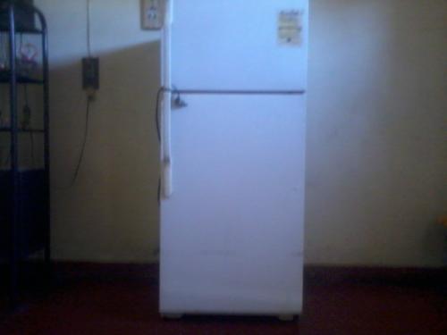 vendo refigeradora general electric en 100 do - Imagen 1