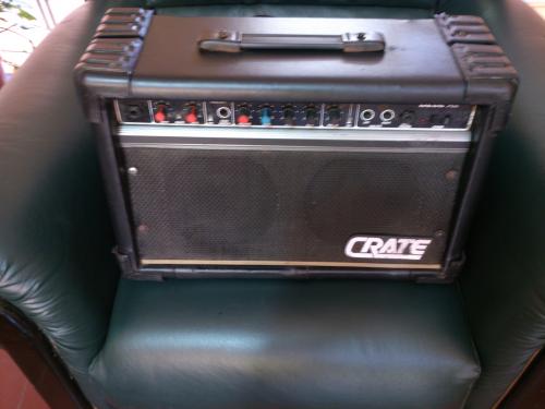 Vendo amplificador Crate para guitarra de 20  - Imagen 2