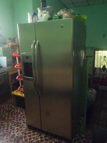 barata refrigerador de doble puerta general e - Imagen 1