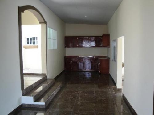 Vendo casa en Residencial Santa Elena A 15 m - Imagen 3