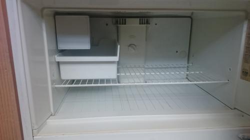 vendo refrigerador de 12 pies grande es frio  - Imagen 2