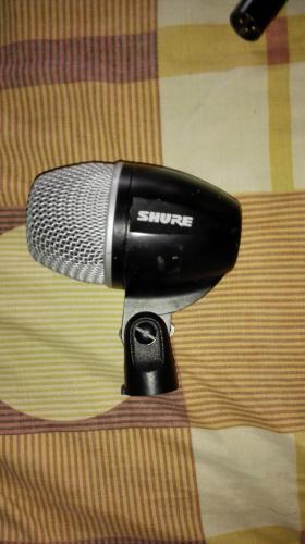Vendo o cambio micrófonos marca shure 2 Beta - Imagen 2