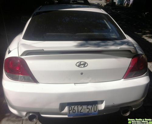  Se vende Hyundai Tiburón GT  Blanco Año  - Imagen 1