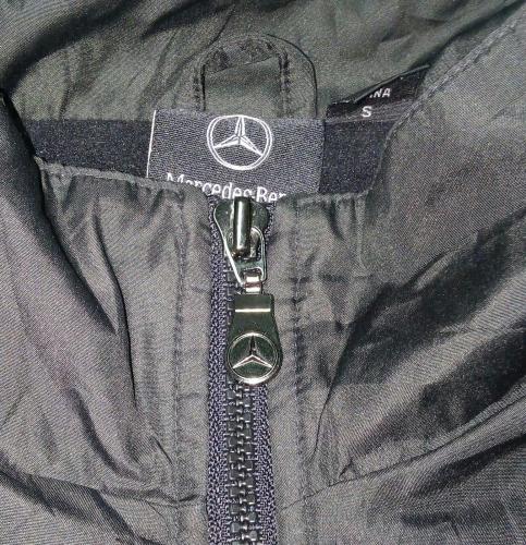 Mercedes Benz Bonita chaqueta dice talla S pe - Imagen 2