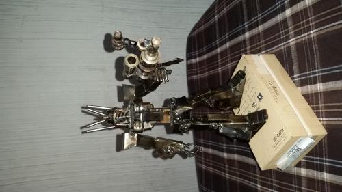 Vendo escultura de Robot en hierro hecho a m - Imagen 2