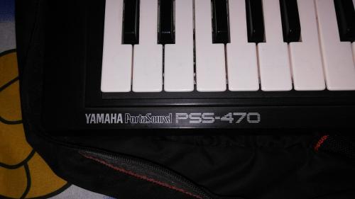 Vendo 60 teclado Yamaha pss470 perfecto par - Imagen 2