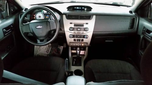 vendo mi ford focus 2010 automatico 4 puertas - Imagen 3