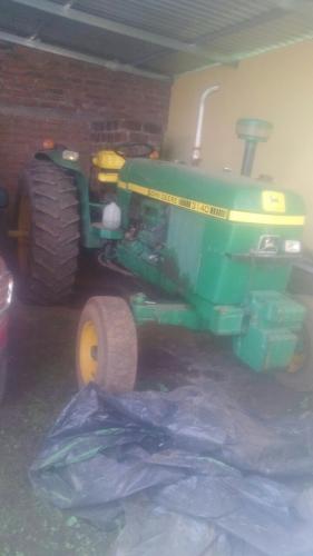 Vendo tractor John deere 3140 precio 11500 t - Imagen 2