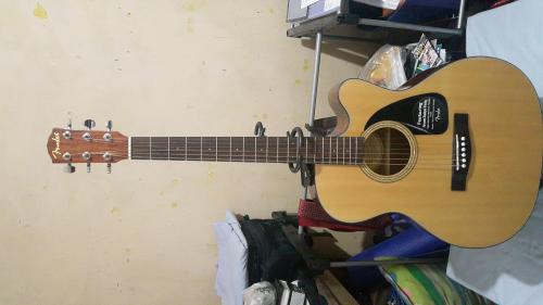 Vendo 350 Guitarra Electroacustica Fender C - Imagen 1