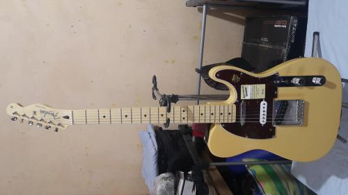 Vendo 700 Guitarra Electrica Fender Deluxe  - Imagen 1