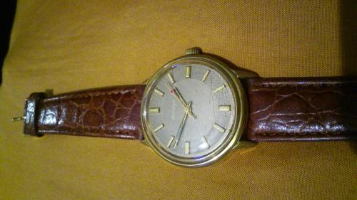 Vendo clasico reloj de cuerda antiguo marca b - Imagen 1