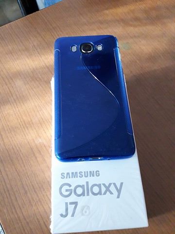 Ganga Casi Nuevo Samsung Galaxy J7(6) version - Imagen 3