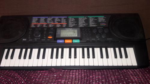 vendo teclado marca Radio shark con teclados  - Imagen 1