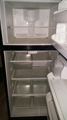 vendo refrigeradora frigidaire en muy buen es - Imagen 3