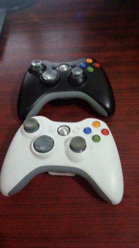 Vendo controles de Xbox 20 cada uno estan es - Imagen 1