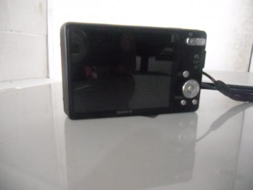 Vendo Camara Sony Cybershot de 141 pixeles e - Imagen 2