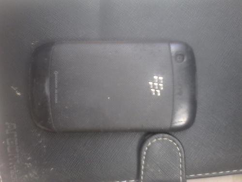 Vendo Blackberry Curve 9330 no tiene bateria  - Imagen 2