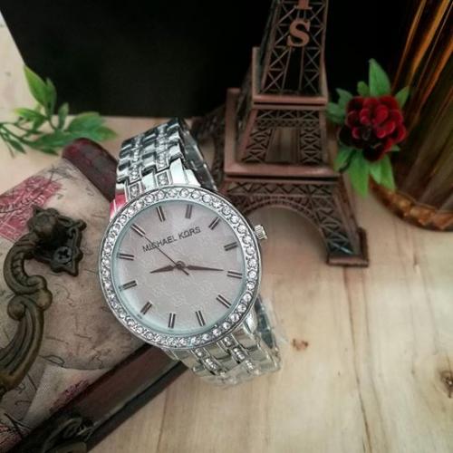 Reloj para Dama en color plateado excelente c - Imagen 1