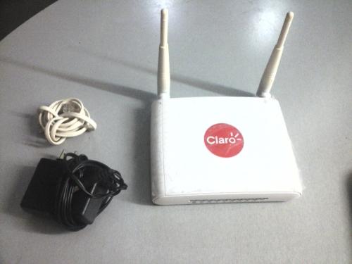 Vendo router Claro A7600A1 con 4 salidas LAN - Imagen 1