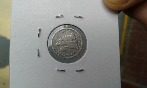 Vendo moneda medio real Guatemala de plata 18 - Imagen 1