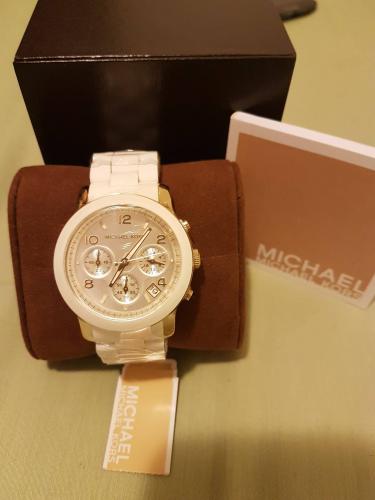 Vendo elegante reloj para dama marca Michael  - Imagen 2