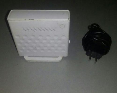 Vendo router marca ZTE modelo ZXHM H108N V25 - Imagen 1