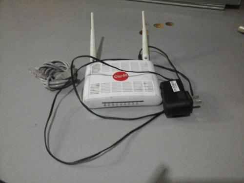 Vendo router claro modelo A7600A1 funcionand - Imagen 1