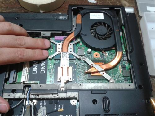 Somos expertos en : Reparación de laptops A - Imagen 3