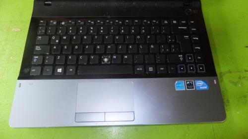 Compro teclado de laptop Samsung NP300E4C  - Imagen 1