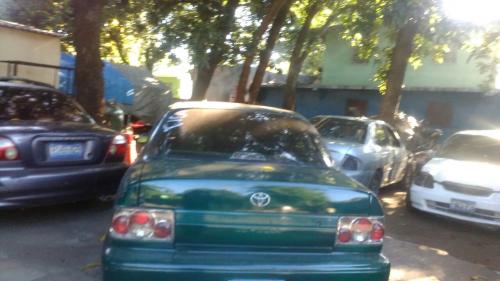 ganga vendo Toyota corolla año 95 estndar - Imagen 3