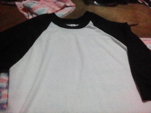 Camisetas de negras con blanco negras con gr - Imagen 1