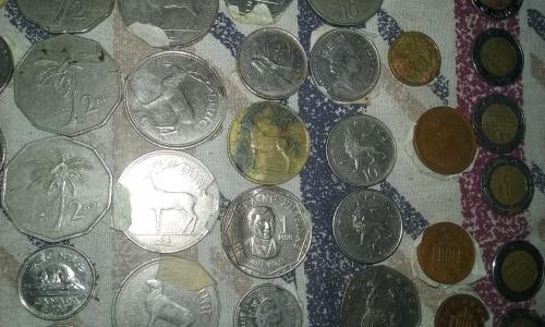 Vendo monedas antiguas en perfecto estado  - Imagen 1