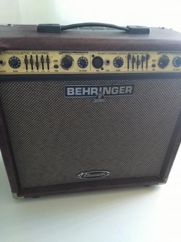 Vendo amplificador Behringer con dos entradas - Imagen 1