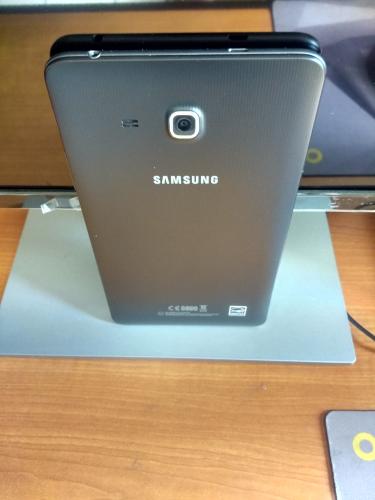 Samsung Galaxy Tab A 2016  Tablet Samsung de  - Imagen 1
