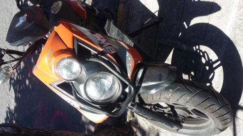 vendo moto 2014 scooter 900 negociable mi wh - Imagen 1