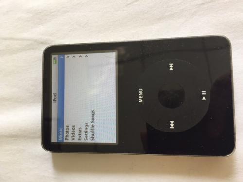 Vendo iPod de 30 GB 5a generacion unico det - Imagen 1