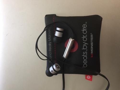 Vendo audifonos Beats by Dr Dre solo vendo  - Imagen 3