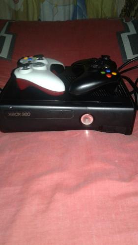 Vendo Xbox 360 Slim modificado RGH  De 250 GB - Imagen 2