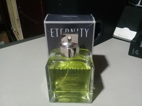 Vendo estos 2 perfumes originales traídos d - Imagen 3