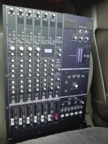 Vendo mixer Yamaha N8 para estudio de grabaci - Imagen 1