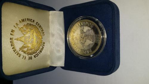 Moneda conmemorativa del encuentro de dos cul - Imagen 1
